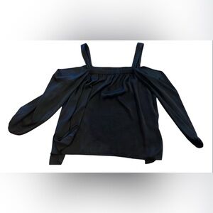 Vince Camuto Sz Medium Black Dressy Top with Shoulders Out